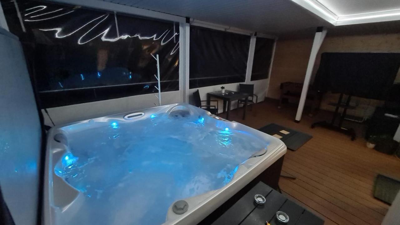 Apartament - Jacuzzi 제수프 외부 사진
